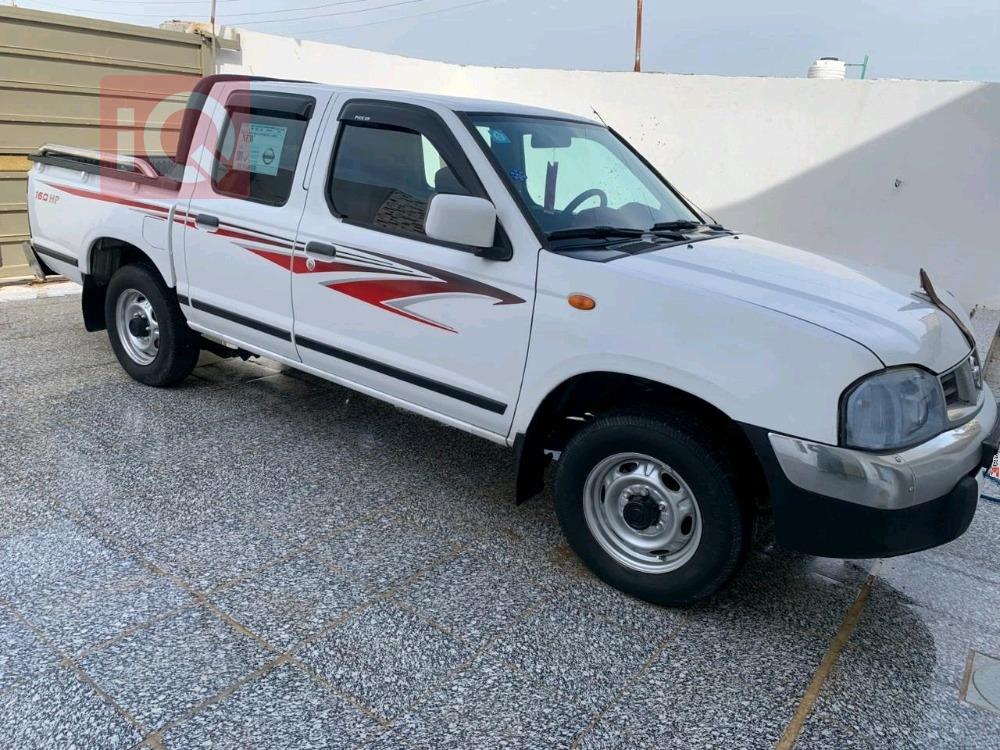 نيسان بيك اب